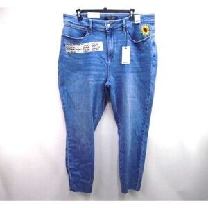 Judy Blue Jeans Blue Womens Size 20W High-Rise Distressed Relaxed Fit NWT
